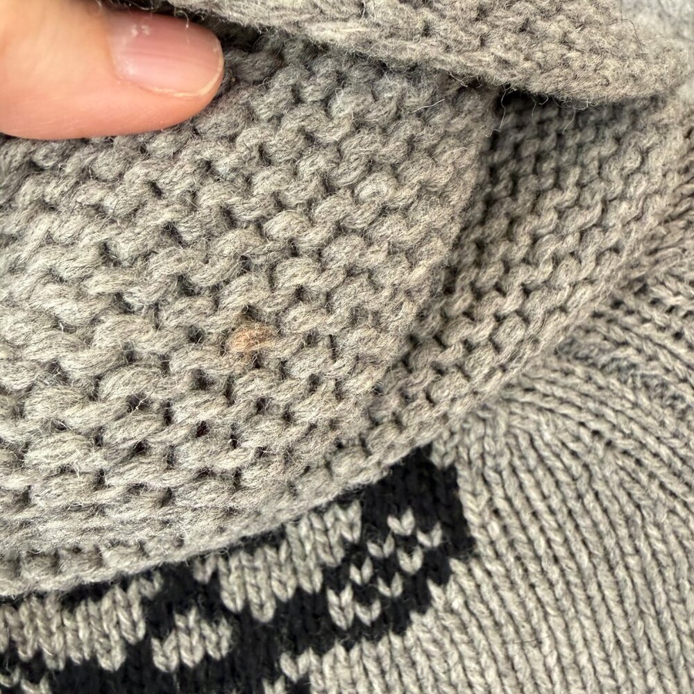Aritzia TNA Sea to Sky Cowichan Cardigan Sweater Horse Motif Lambswool Skijor S - Picture 3 of 10